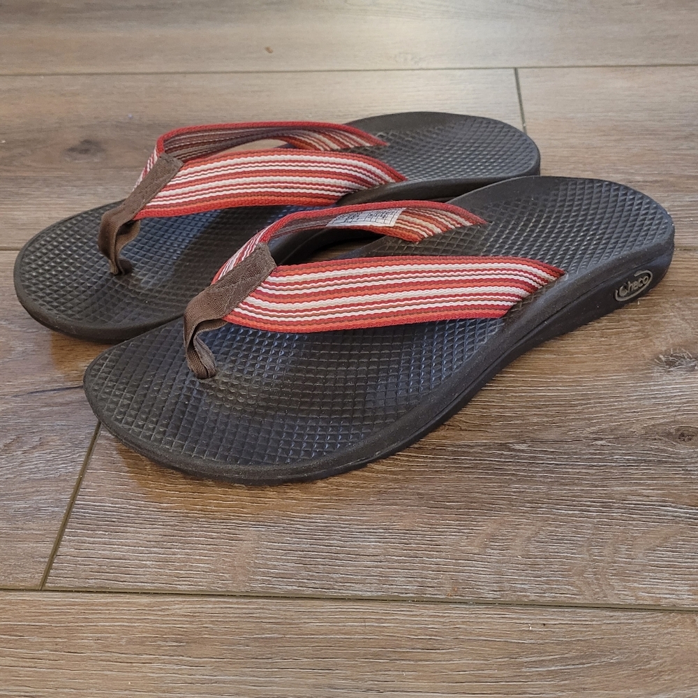 Chaco Thong Flip Flop Raspberry and Brown Colour Women Size 7